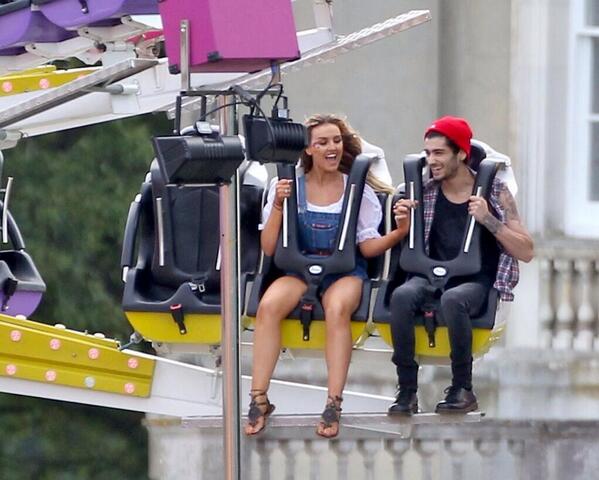 SourceLMF's tweet image. #PHOTOS Zerrie à l'anniversaire de Pezz #3 - 09.07.14