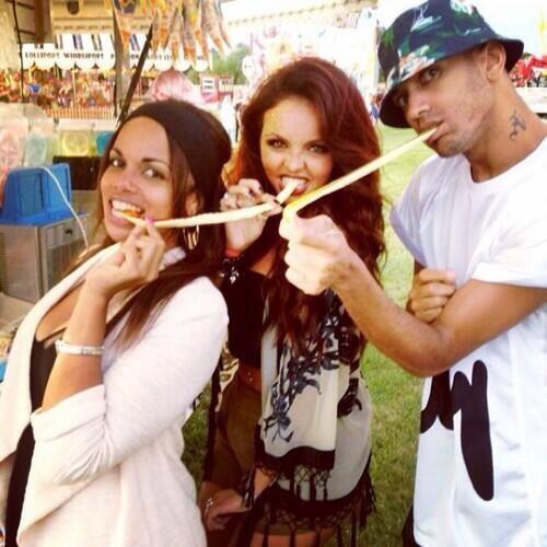 SourceLMF's tweet image. #PHOTOS Jesy, Sam, Rycardo et Perrie - 09.07.14