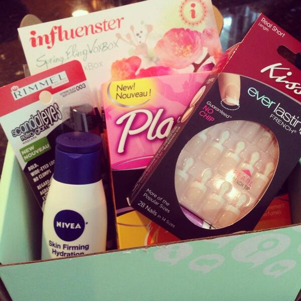 CookieCreatives's tweet image. Some great products in the #SpringVoxBox from #Influenster! I Had lots of fun testing them!