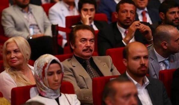 Yazıklar olsun! Yazıklar olsun! Kula kulluk edene yazıklar olsun!