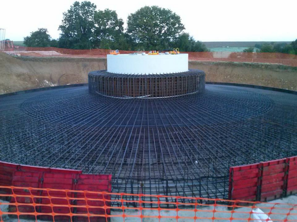 Do you know what's being built in this picture?  Hint: it'll blow you away.