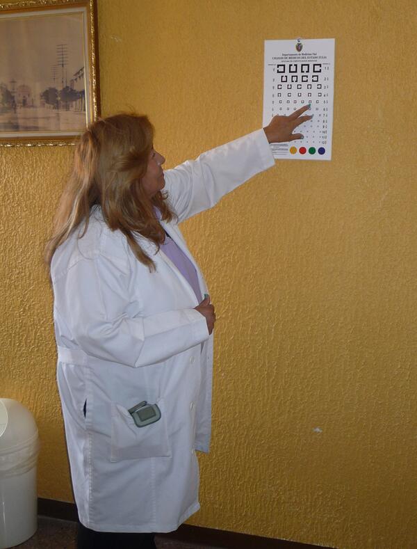 ipsez's tweet photo. CARTA MEDICA. LUNES 14/07/2014 A LAS 10:00 AM. 3 ER PISO REQUISITOS: 1 FOTO TIPO CARNET, GRUPO SANGUÍNEO, Bs. 280,00 http://t.co/c0NdD6wFQg