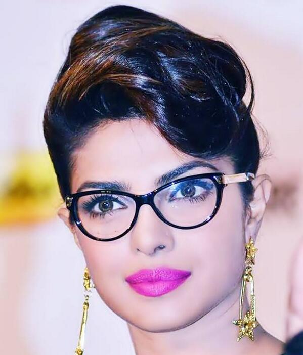 PCFOW's tweet photo. The glasses :)))) and pink lipstick :))) http://t.co/EZvVtWLdn5