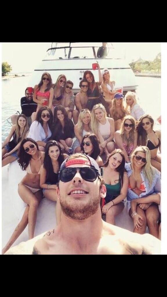 Seguins selfie crushes all others.