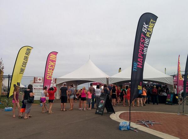 PEI2014's tweet image. Folks fired up for @TheColorRun ! @gopei
