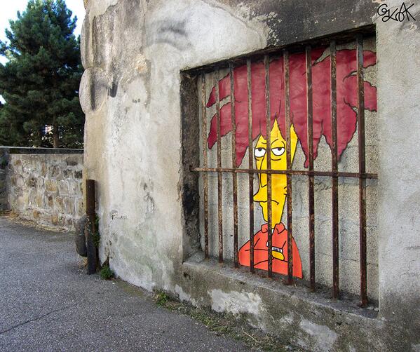 PetChanted's tweet photo. The cleverest and most subtle street art I've seen. It's AWESOME! http://t.co/hjrupPrPqH  http://t.co/5NaSYbrhey via @ViralSpell ..