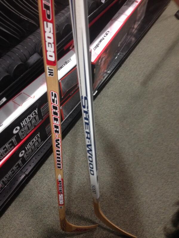 JGoonhill37's tweet photo. Can't decide between sticks for this season. #Goon #WhoNeedsAStick http://t.co/tk2Zpu8QPP