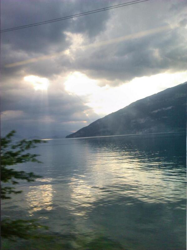 CharlesSimeth's tweet image. 