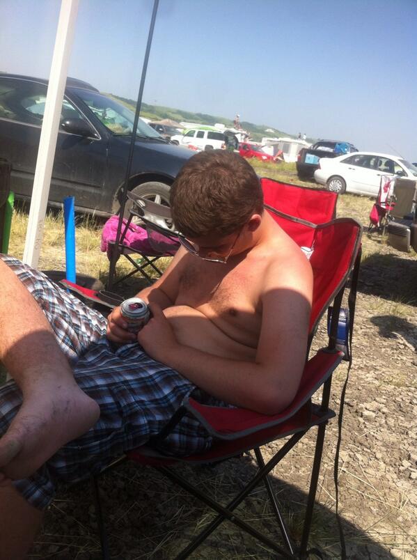 woodhead322's tweet photo. Dude came to our site we have him a beer and he passes out lol anyone know him...#craven2014 http://t.co/gK3DchD1JR