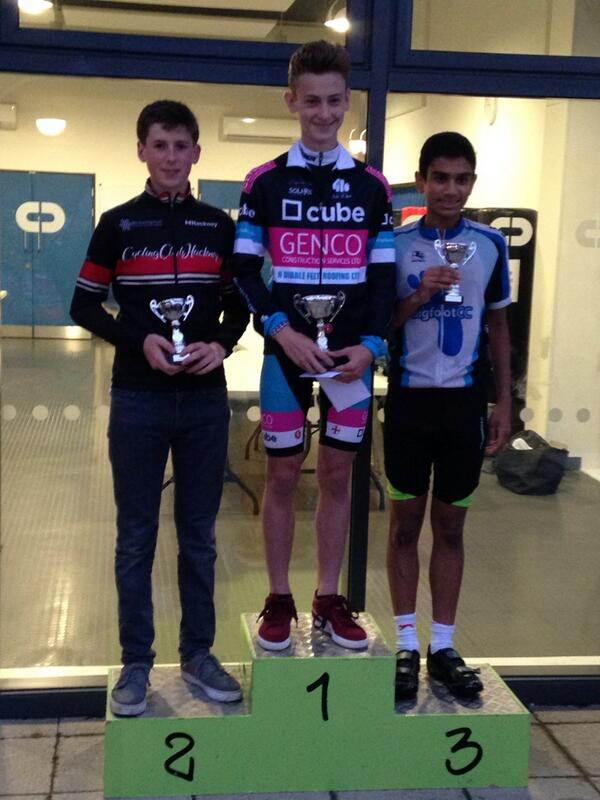 cyclinghackney's tweet photo. Spring in the Park Series U14 2nd overall. Well done Frank.@Cyclopark http://t.co/tlvm210pP0