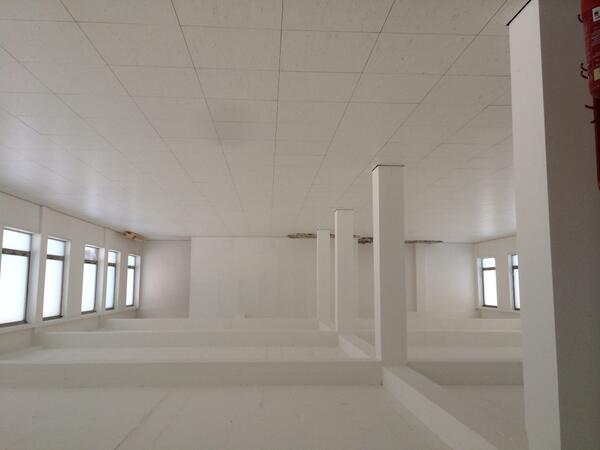 aqldotcom's tweet photo. aql DC5 takes shape.  Reserve your space... over 100Tb/s of connectivity across dozens of carriers &amp; #ixleeds http://t.co/EdhqML56eM