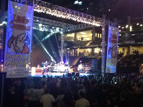 AlanKitson1's tweet photo. Dreaming with Sanctus Real #worldpulsefestival http://t.co/y7yYepkbNd