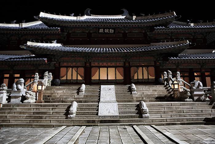 BsU4GQ_CUAAFfn9.jpg:large