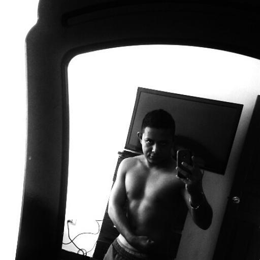 jo3l_55's tweet photo. Nomas un poco de Gym
JeJe http://t.co/5DlW3OETSu