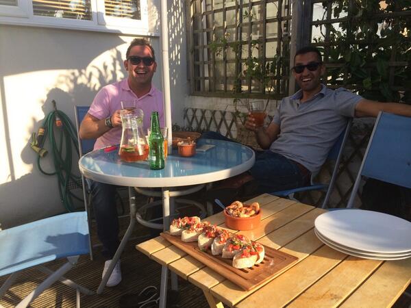 nickboulton1's tweet image. @GardnerOli @Bevan_911 thanks for the tapas &amp;amp; jugs of Pimms all went down a treat! #goodspread