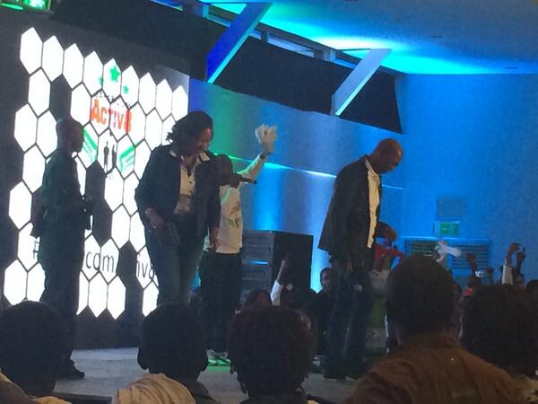 Asilispa's tweet image. Rita head of marketing, @bobcollymore the coolest CEO and the awesome Principal #Franco #wegraduated #SafaricomActiv8