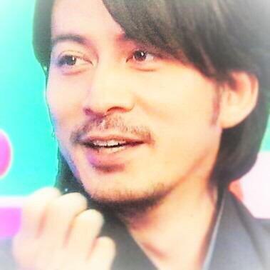 殿にもう髭がないということで名残惜しく岡田准一の髭画像投下