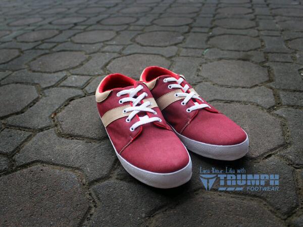 New! TRUMPH FOOTWEAR (TRUMPH RED RUSTY) SIZE 39-44 sms:087809233445 bb:23928835 cockerelshoes.com