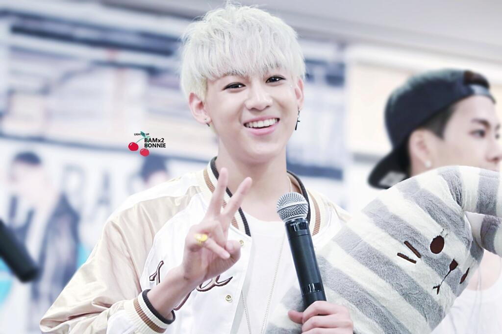 BsVP6QyCQAAKTx2.jpg:large