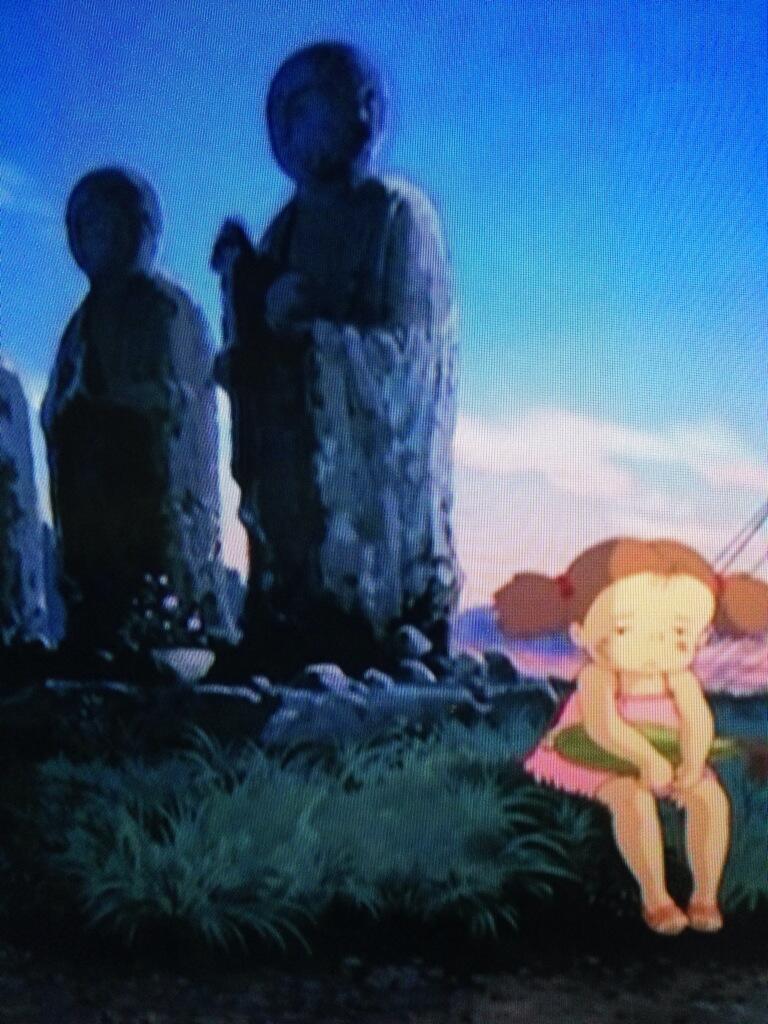 キーちゃん 今気づいてんけど となりのトトロのめいのこのシーンの時に出てくるお地蔵さんの手前から二つ目の体に め って彫られてるよーに見えるねんけど錯覚かな Http T Co N7bn8y7sje Twitter
