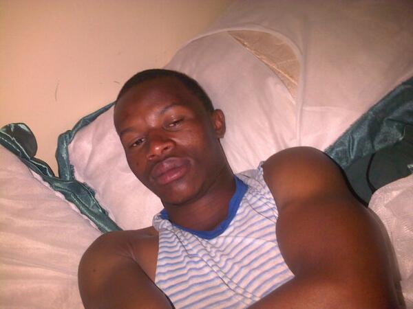 etoothabang tweet picture