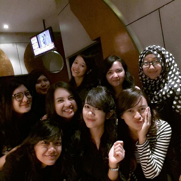 Selamat sore! Lagi pada ngapain nih sore-sore gini? SP sih lagi pada ngabuburit bareng 😸