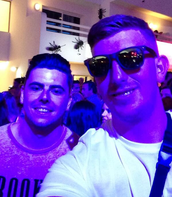 RWhitelaw89's tweet photo. Ibiza #guttedtobehome http://t.co/heEdX8pZo3
