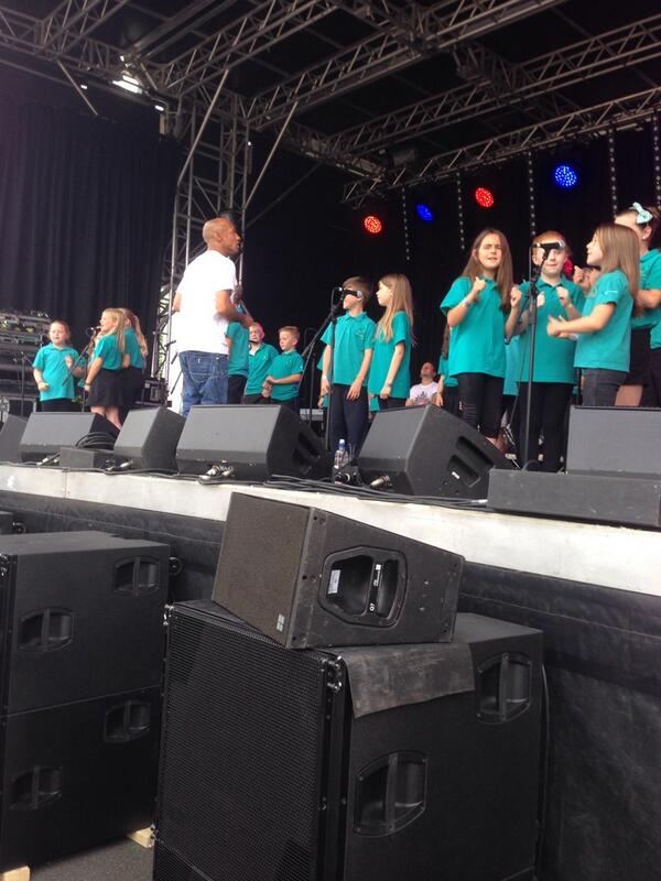 GarforthFest's tweet photo. @RockSchoolUK get happy with @Green_Lane_PA #Garforthfest http://t.co/Bse9zZvx2x
