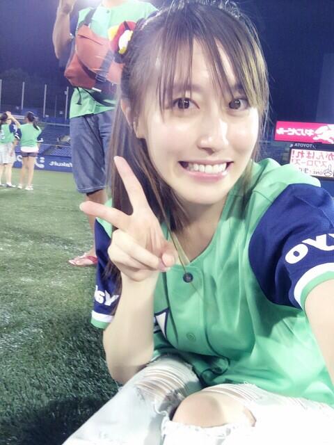 松嵜 麗 على تويتر 芝生に座ったんだよ Http T Co Bx2aixg7sb