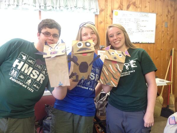 HMSRCubCamp's tweet photo. Jacob, Jess, and Caitlin are so happy with their puppets! #tigerachievements http://t.co/2jcN6THJs9