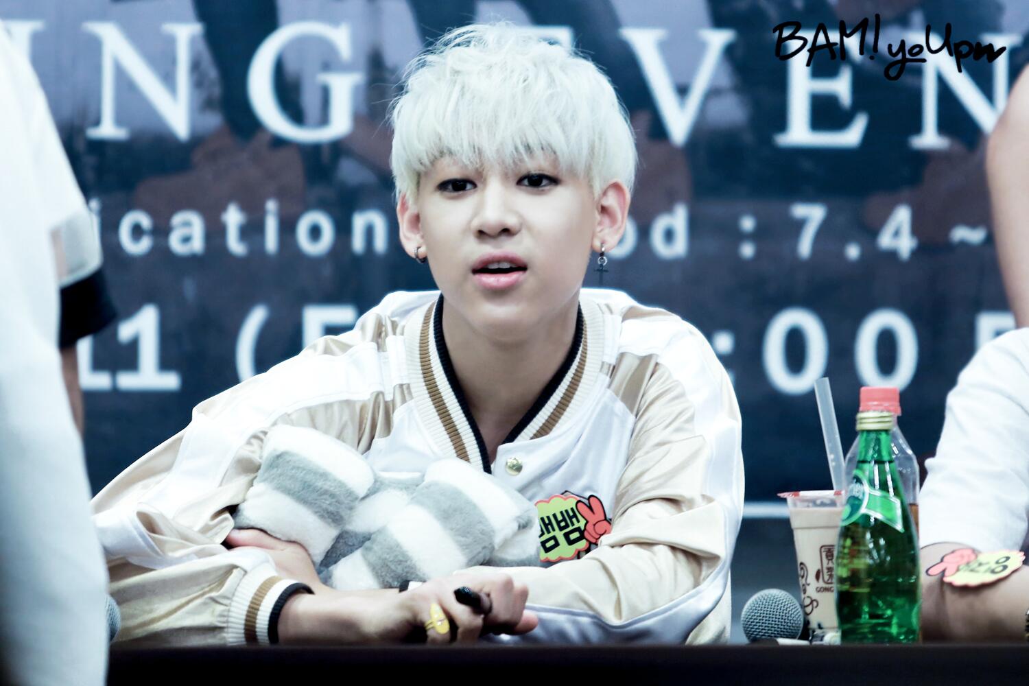 BsWN_JACIAAGhOV.jpg:large