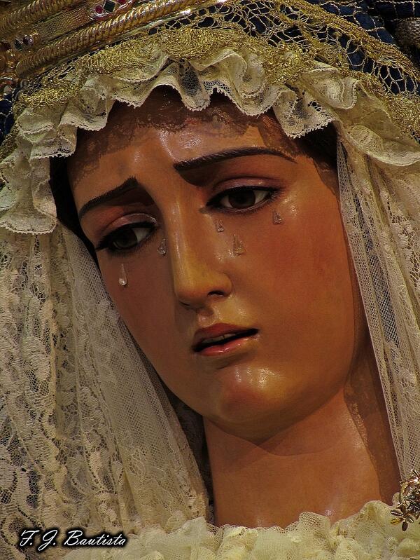 María Santísima de la Hiniesta Dolorosa <a href="/HiniestaSevilla/">La Hiniesta Sevilla</a> <a href="/HiniestaSevilla/">La Hiniesta Sevilla</a> <a href="/cofrades365dias/">COFRADES 365 DIAS </a> <a href="/Soy_Cofrade/">Sevilla es Cofrade</a> <a href="/ACofrade/">Andalucia Cofrade</a>