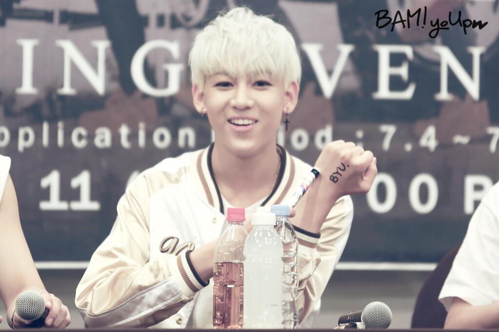 BsWOAldCUAEipxj.jpg:large