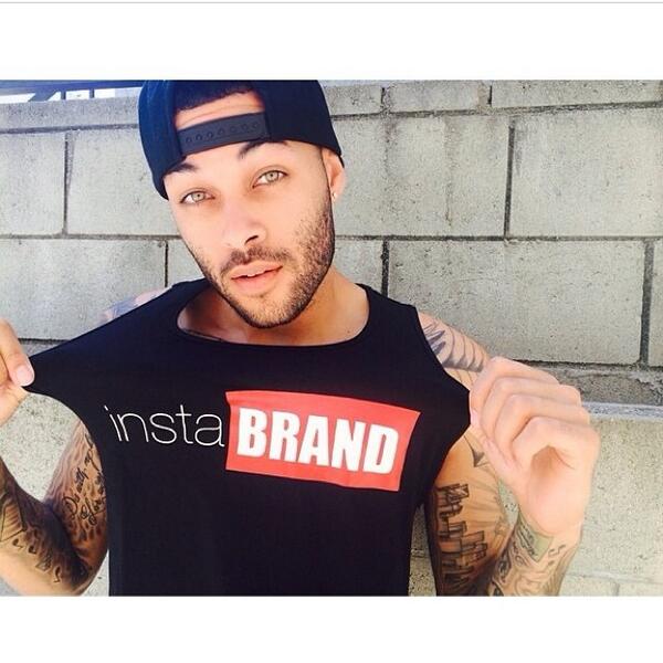 OpenInfluence's tweet image. the #instabrand tank has never looked better. thanks, @ItsDonBenjamin. 👏 instagram.com/p/pUVrI8pkC-/