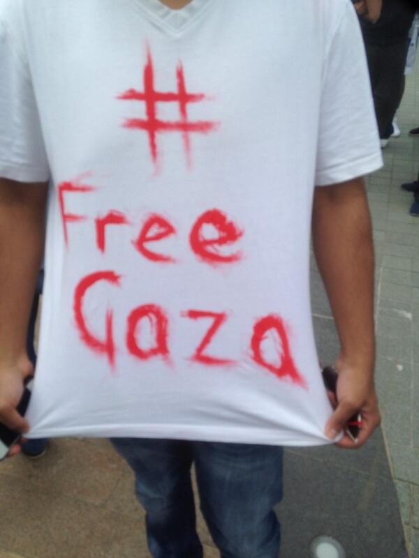 Rahoumzz's tweet image. #FreePalestine #FreeGaza #freehumans