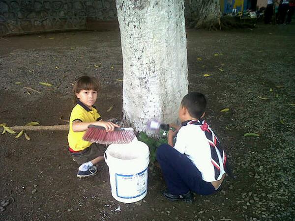 SIndependenciaG's tweet photo. #BuenaAcción  #PuebloLibreDelSeonee #SabadoScout http://t.co/7hrxrzr3lU