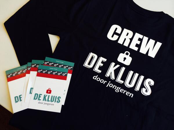JRVeghel's tweet photo. We're open! jongeren hebben gestreden voor deze plek! onthulling naam: http://t.co/2Qr1XevKR0 #kluis http://t.co/EKUczeS3tJ