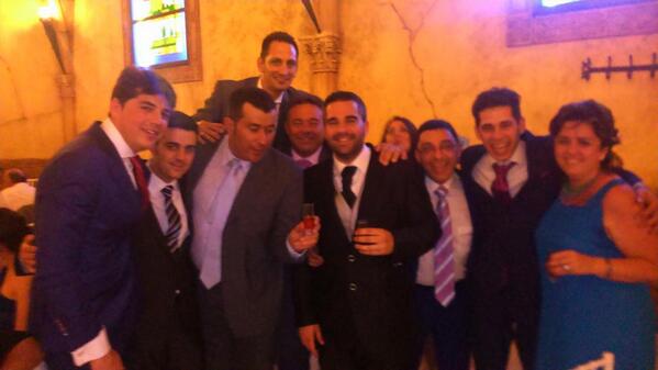 CofradesdeArahal en la boda de 1 d los nuestros <a href="/ultimo077/">Miguel López</a> <a href="/LeoSnchez/">Leo Sánchez</a> <a href="/AnaMariaGonzle1/">Ana Maria González Perez</a> <a href="/GomezIllanes/">Julio Gomez Illanes</a> <a href="/CofradesArahal/">Cofrades de Arahal</a>