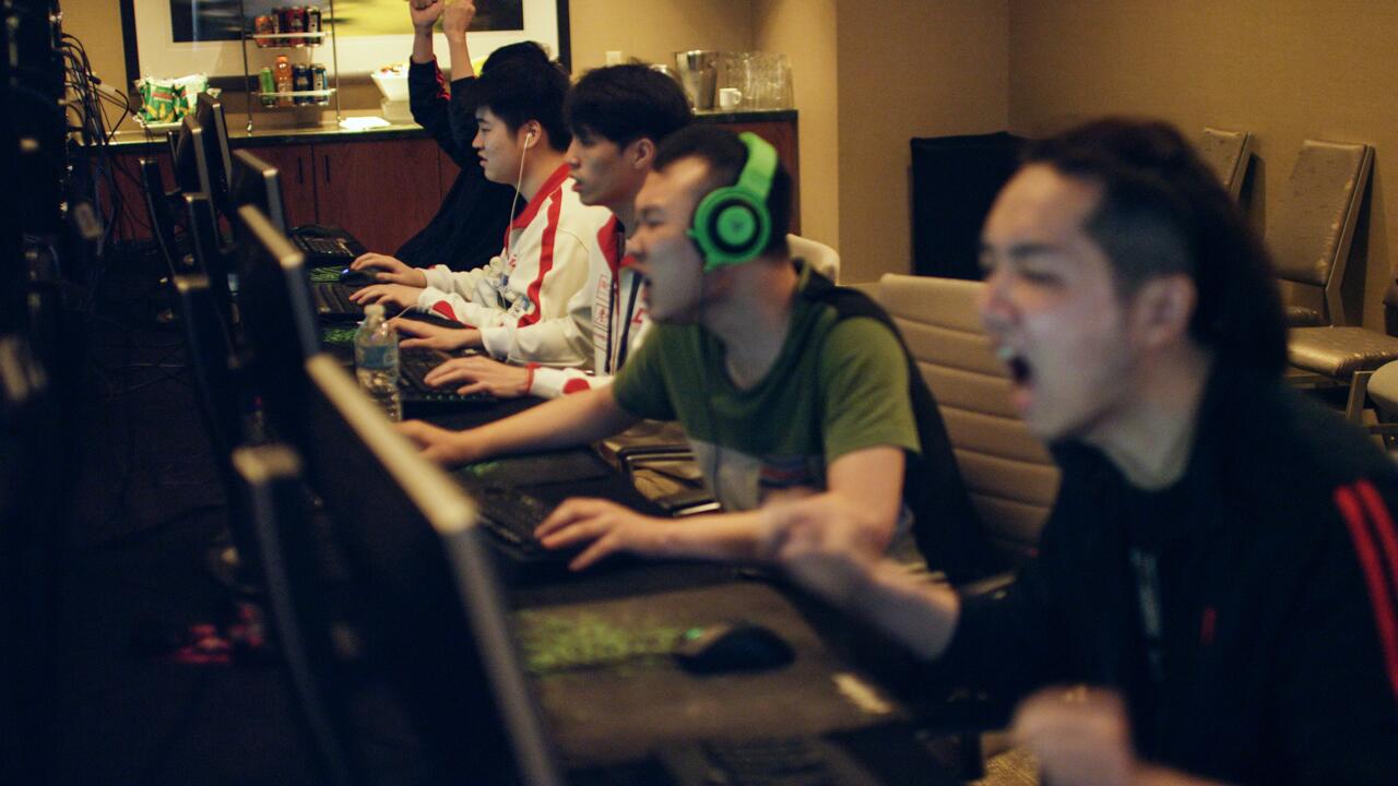 BsXDKZpCUAAcbMp.jpg:large