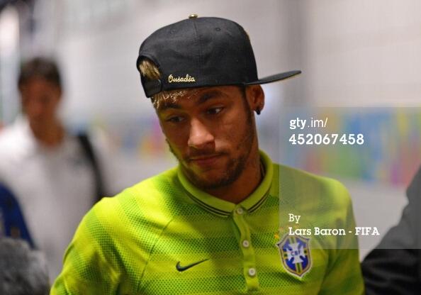 GettySport's tweet photo. Though unable to play, #Neymar is on his feet &amp; in the house - a welcome sight for #BRA fans. #WorldCup #BRENED http://t.co/e6HxHV8Gpk