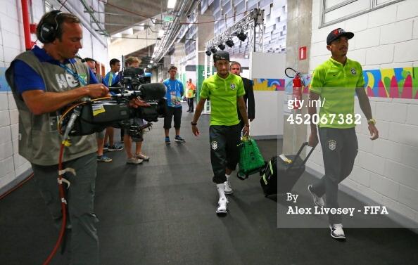 GettySport's tweet photo. Though unable to play, #Neymar is on his feet &amp; in the house - a welcome sight for #BRA fans. #WorldCup #BRENED http://t.co/e6HxHV8Gpk