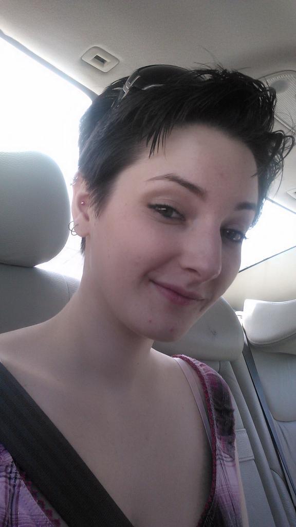 Tegan Mohr on Twitter "Soooo like the new hair?