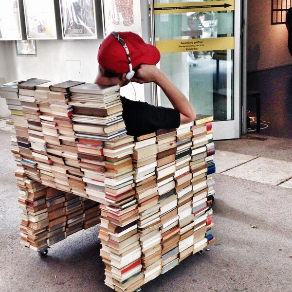 mayr_hofer's tweet image. @camelizer Throne of books