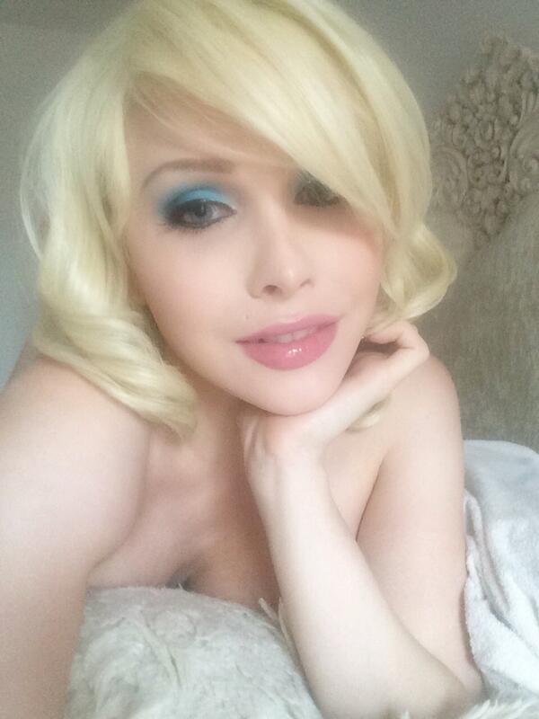 Sarina Valentina (@SarinaValentina) on Twitter photo 2014-07-13 02:14:49 Ya...