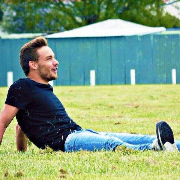 1DFandomSite's tweet photo. Liam is just so cute, keep smiling please @Real_Liam_Payne #onedirection #liampayne #follow #followback #f4f http://t.co/dhQvQ0ZGdy