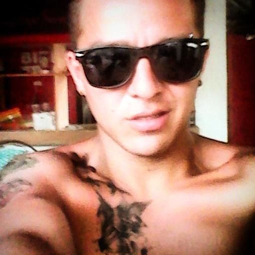 EdBaby1's tweet photo. @SayulitaTime @WorkHard #PlayHard @LatinBoy #TattoBoys http://t.co/0Z0QKWKMHz