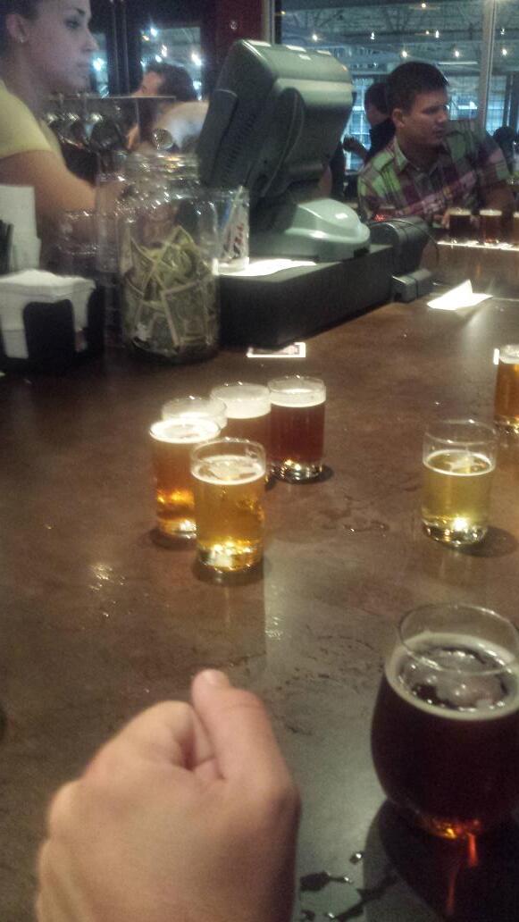 GSPChicago's tweet image. Our fist trip to lagunitas tap room Chicago...won't be the last highly recommended #lagunitasbeer