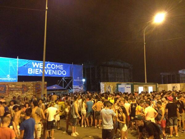 MarenostruMMX's tweet photo. Gracias, gracias y mil gracias más a todos. Sin vosotros #MMF no sería lo que es! Mañana más y mejor! http://t.co/hKTVHRnAJc