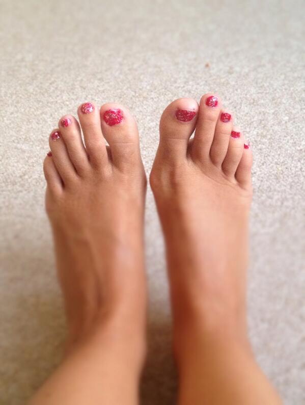 _Princess_Pippa's tweet image. #worship #footfetish #fetish #feet #FemDom #Princess #Spoil #Wishlist