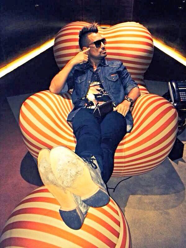 Luciano tweet media